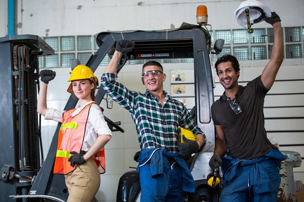 Operating a Rough Terrain Forklift Safely