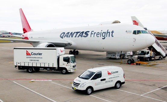 Qantas Freight & ForkTrack™