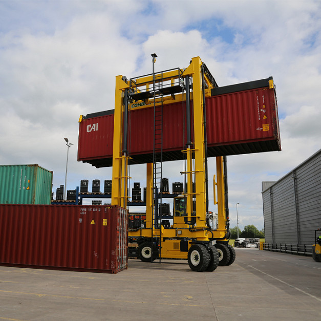 Combi-SC 3-HIGH Container Handler