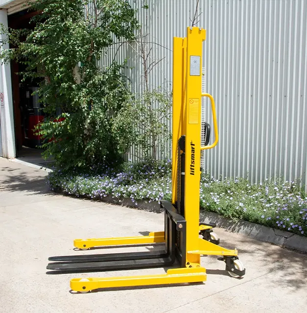 Liftsmart Straddle Leg Stacker Manual Pallet Stacker