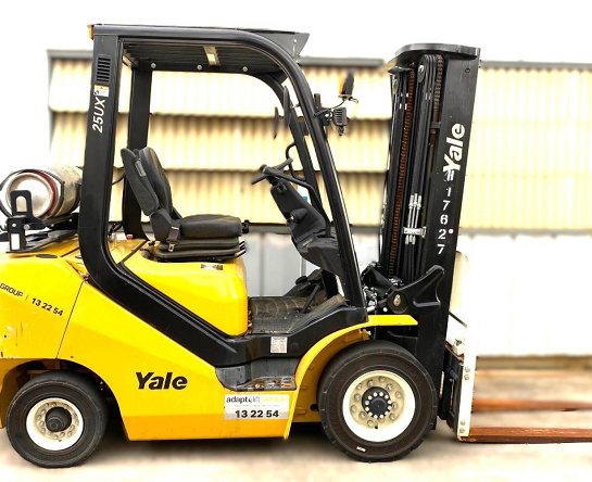 Used Forklift: YALE GLP25UX 