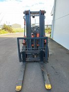 Used forklift: NISSAN 01ZPJ02A25U