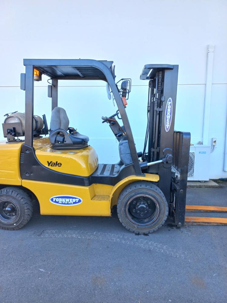 Used forklift: YALE GLP35TK 