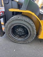 Used forklift: YALE GLP35TK