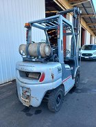 Used forklift: NISSAN P1F2A25DU