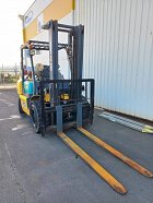 Used forklift: KOMATSU FG40-7