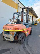 Used forklift: TOYOTA 5FG60