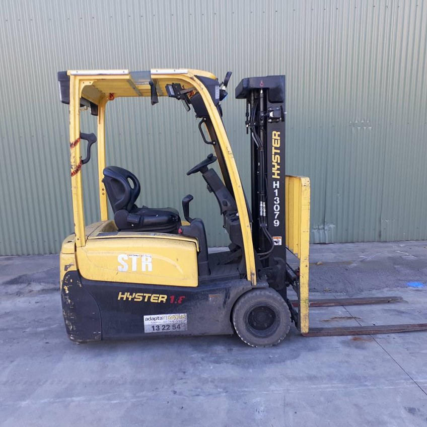 Used forklift: HYSTER J1.8XNT 