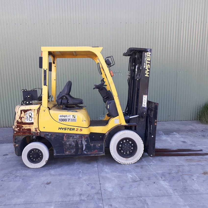 Used forklift: HYSTER H2.5XT 