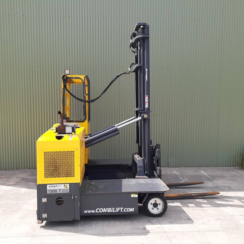 Used forklift: COMBILIFT C3000ST LPG 