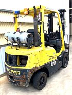 Used forklift: HYSTER H2.5XT