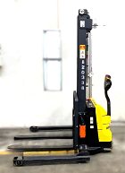 Used forklift: LIFTSMART LS10