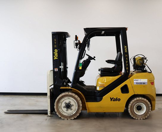 Used Forklift: YALE GLP30UX 