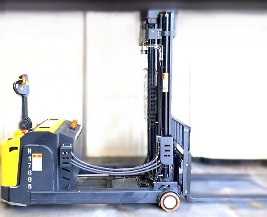 Used Forklift: LIFTSMART RT20T 