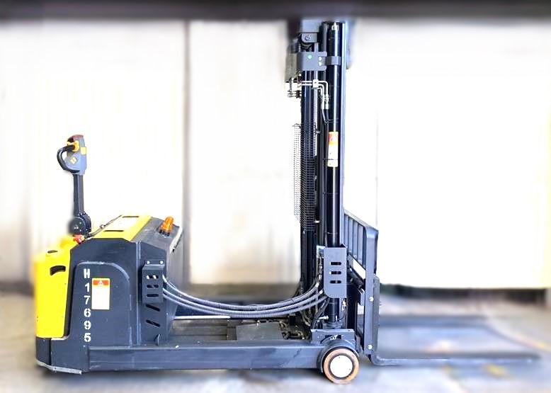 Used forklift: LIFTSMART RT20T 