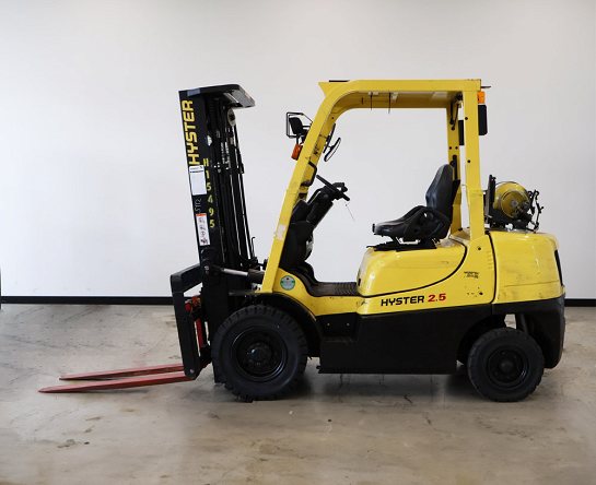 Used Forklift: HYSTER H2.5XT 