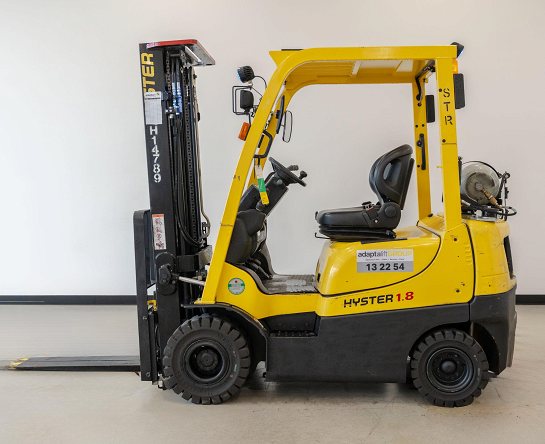 Used Forklift: HYSTER H1.8XT 