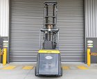 Used forklift: AISLE-MASTER 20SHE