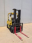 Used forklift: HYSTER H3.0TX