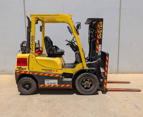 Used Forklift: HYSTER H2.5TX 