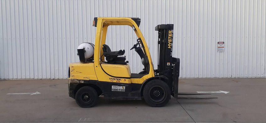 Used forklift: HYSTER H3.5FT 