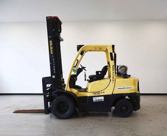 Used Forklift: HYSTER H4.0FT6 