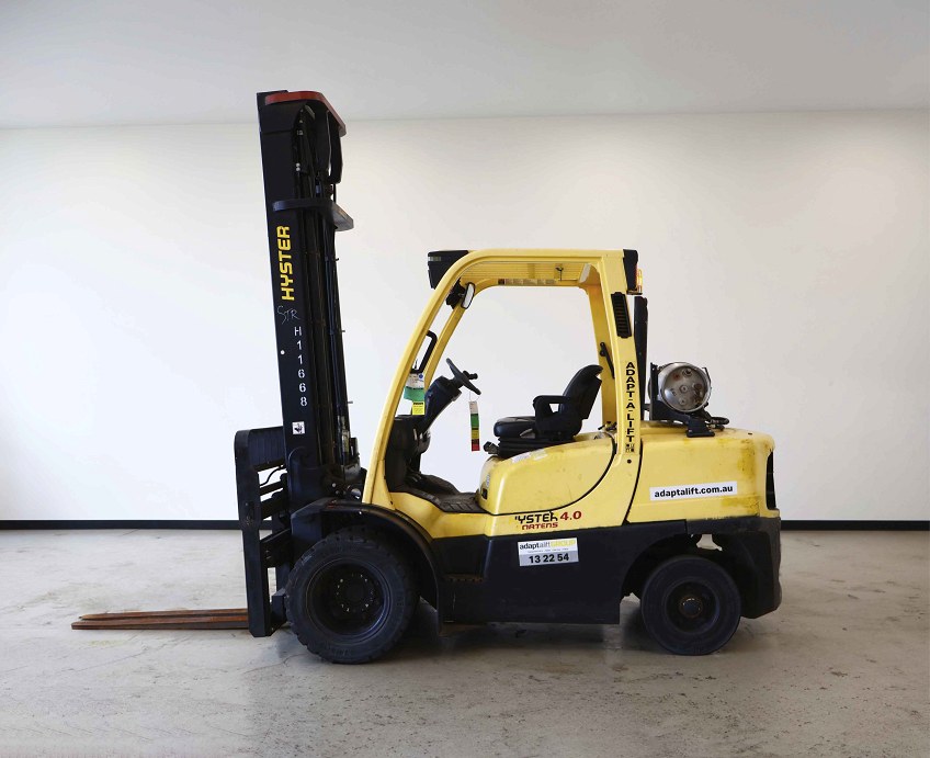 Used forklift: HYSTER H4.0FT6 