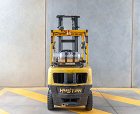 Used forklift: HYSTER H2.5XT