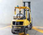 Used forklift: HYSTER H2.5XT