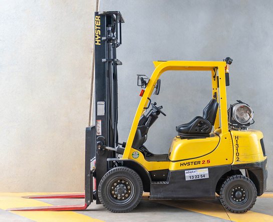 Used Forklift: HYSTER H2.5XT 