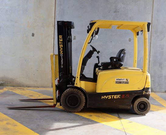 Used Forklift: HYSTER J2.5XN 