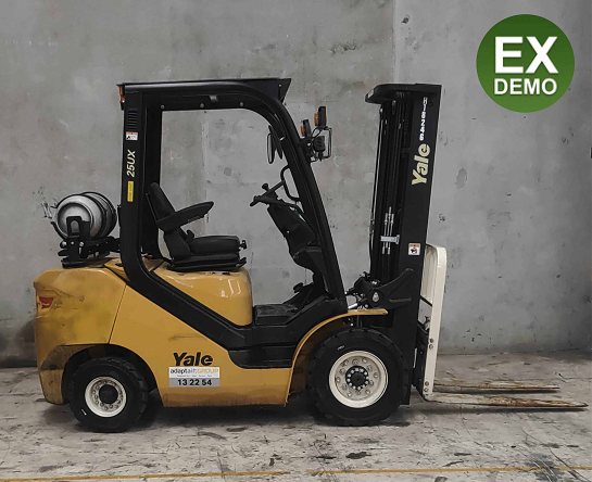 Used Forklift: YALE GLP25UX 