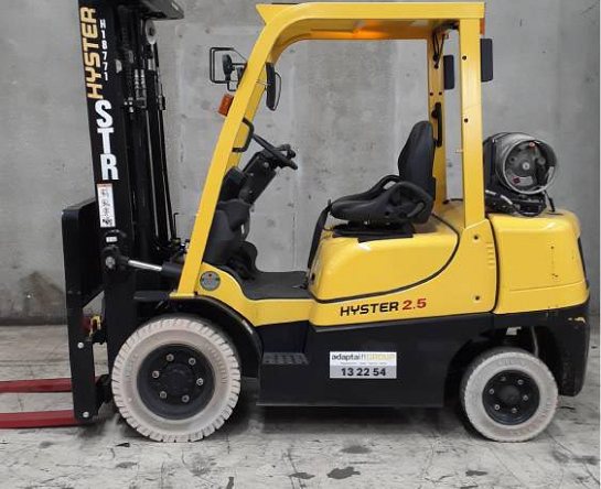 Used Forklift: HYSTER H2.5XT 