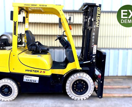 Used Forklift: HYSTER H2.5XT 