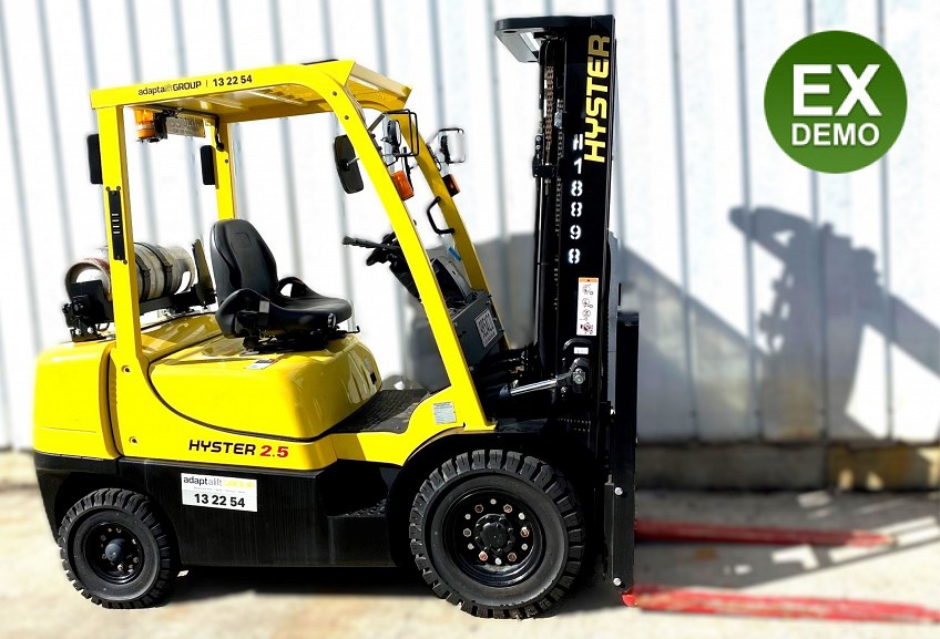 Used forklift: HYSTER H2.5XT 