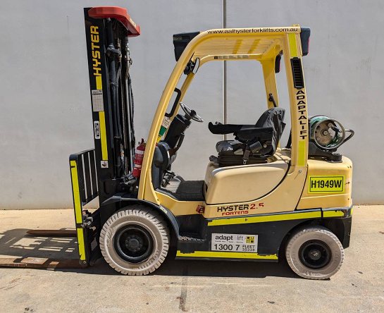 Used Forklift: HYSTER H2.5FT 