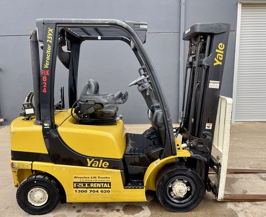 Used Forklift: YALE GLP25 