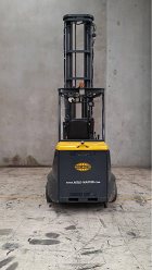 Used forklift: AISLE-MASTER 20WHE