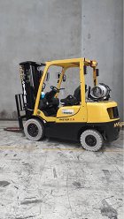 Used forklift: HYSTER H2.5XT