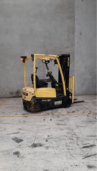 Used forklift: HYSTER J1.8XNT