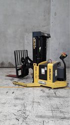 Used forklift: HYSTER W30ZR