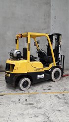 Used forklift: HYSTER H2.5XT