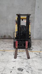 Used forklift: HYSTER H2.5XT