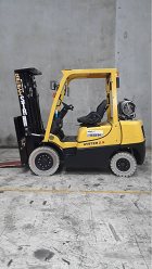 Used forklift: HYSTER H2.5XT