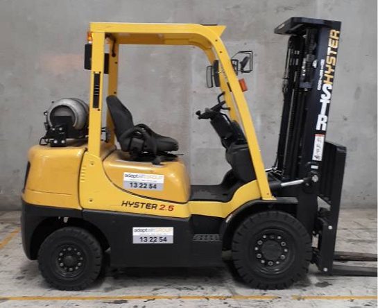 Used Forklift: HYSTER H2.5XT 